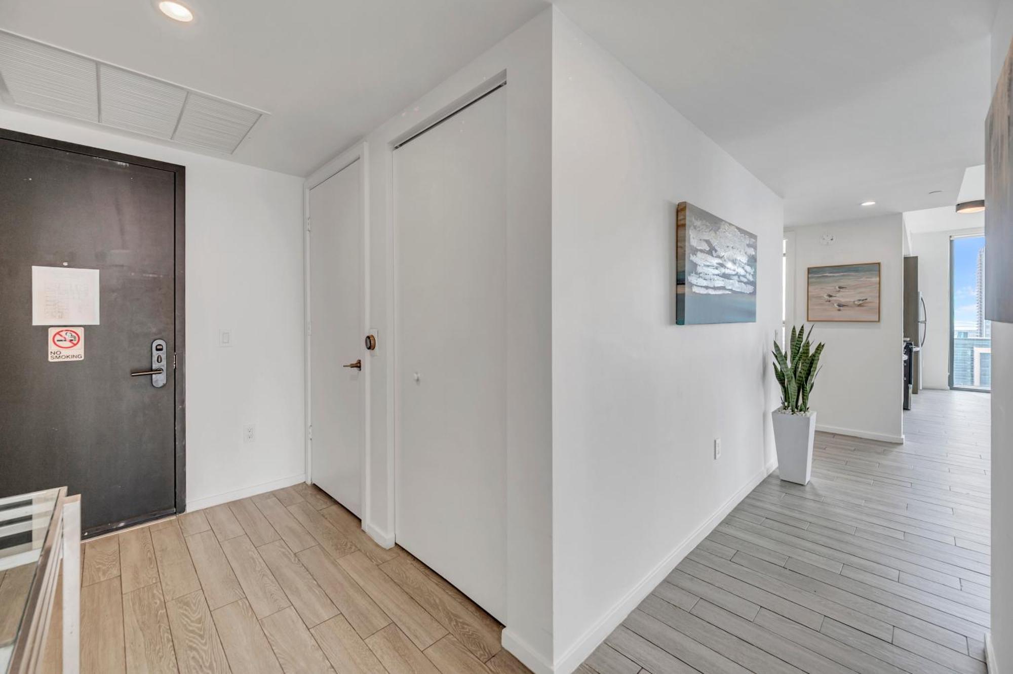 Great 3 Beds 3 Baths Appartment Downtown Miami Luaran gambar